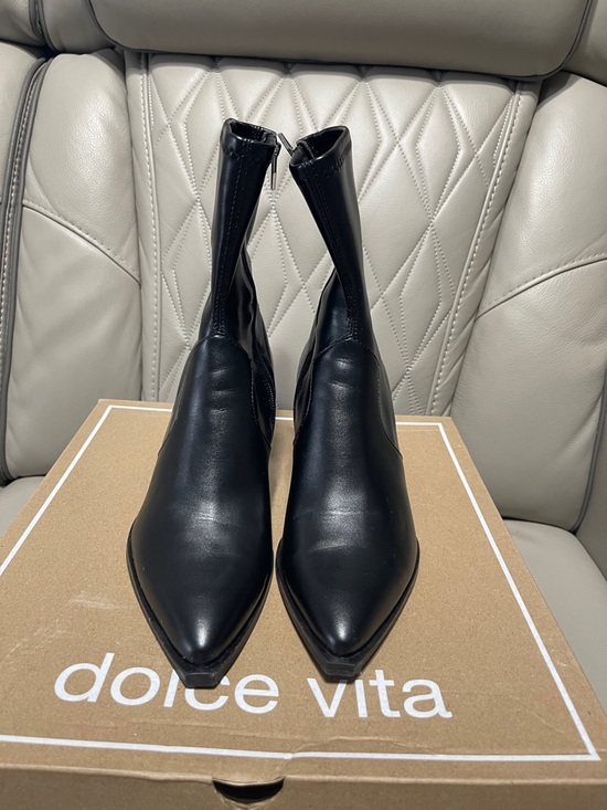 Dolce Vita Black Pointed-Toe Mid-Calf Heeled Boots - Picture 3 of 9